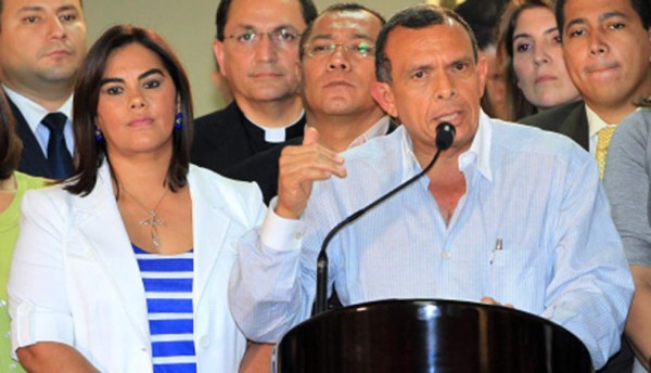 Investigan a exprimera dama de Honduras por lavado de activos y congelan sus cuentas bancarias