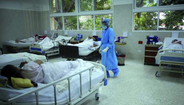 Hospitales hondureños a punto de explotar ante saturación por covid-19