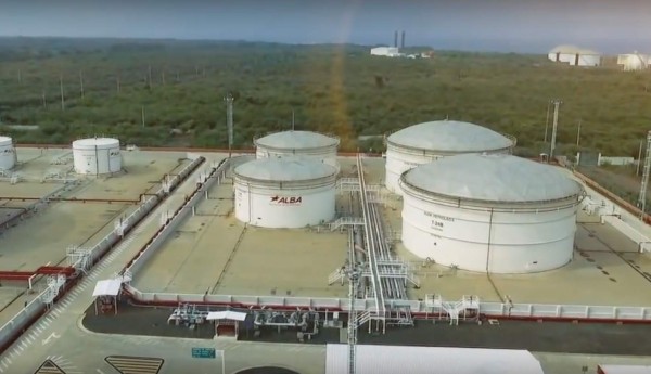 El Salvador: Evalúan vender la operación de Alba Petróleos por sanciones de EEUU