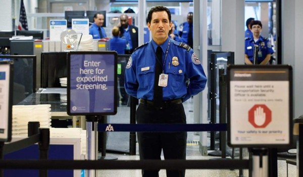 EE.UU. impondrá restricciones de visa a mujeres embarazadas