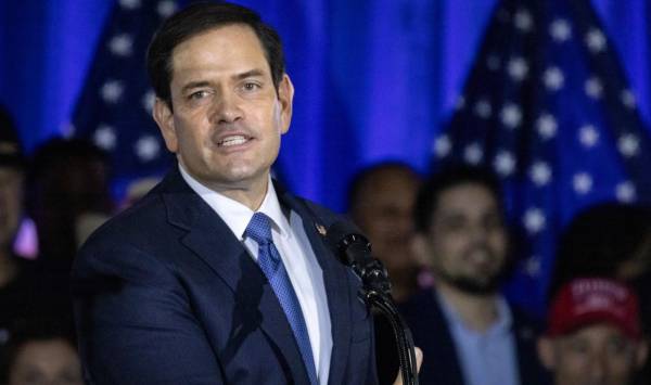 Marco Rubio, que habla perfecto español y es hijo de inmigrantes cubanos, se convirtió en el primer secretario de Estado hispano de la historia de Estados Unidos. Foto de EFE