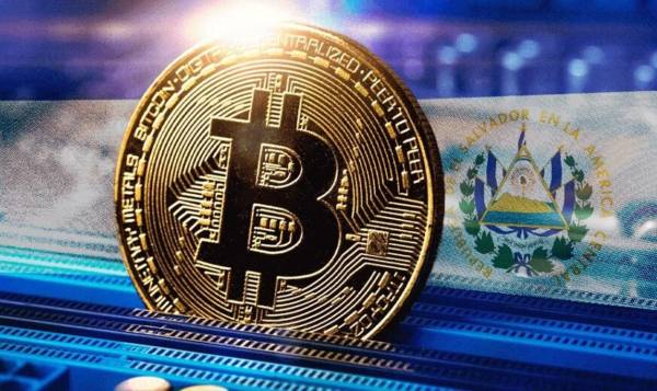 <i>El Salvador elevó sus reservas de bitcoin a 7.585,37 monedas, valoradas en más de US$515 millones. Foto de iStock</i>