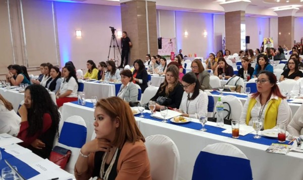 Mujeres Desafiantes de Centroamérica: Experiencias que inspiran
