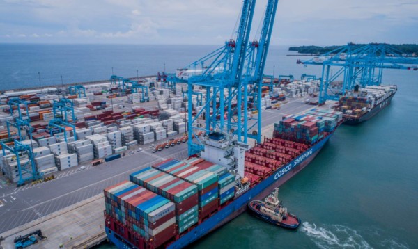 Costa Rica y APM Terminals renegocian tarifas de la Terminal de Contenedores Moín