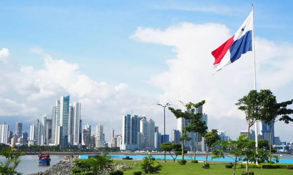 El producto interno bruto de Panamá creció un 2,9 % en el 2024 impulsado por el comercio y el consumo interno. Foto de iStock