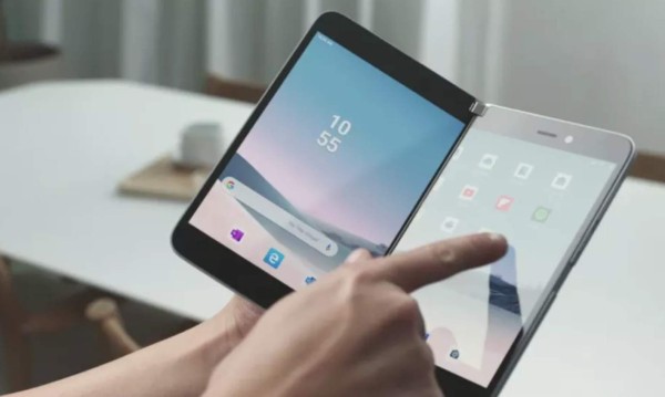 Microsoft lanza su celular con dos pantallas