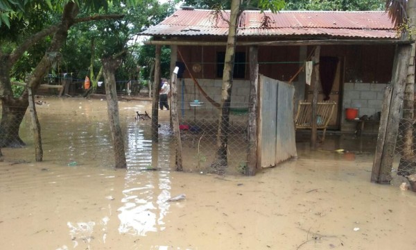 Guatemala: Inundaciones en Petén dejan 900 afectados