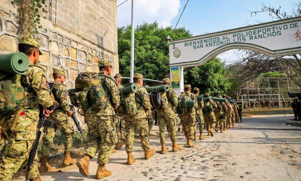 Despliegan 6.000 efectivos en el norte de El Salvador para capturar pandilleros