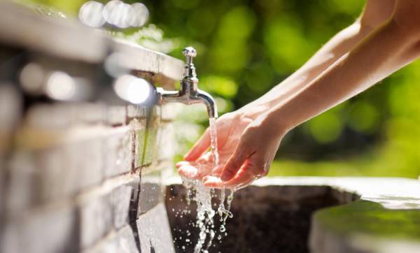 Con la expansión del servicio de agua potable, se espera beneficiar a más de 140,000 nicaragüenses. Foto de SbytovaMN / Getty Images/iStockphoto