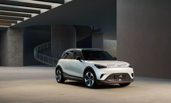 <i>Los modelos smart lanzados en Costa Rica han sido diseñados por el equipo global de diseño de Mercedes-Benz. Foto de cortesía</i>