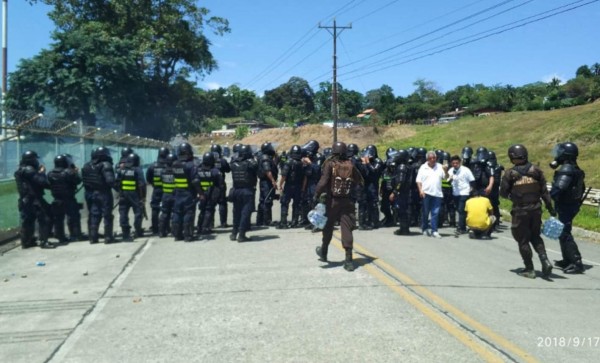 Costa Rica: Comercio, agroindustria, turismo y transporte golpeados por 10 días de huelga