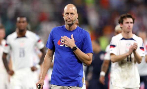 Escándalo de violencia, chantaje y pelea sacude a la selección de fútbol de EEUU