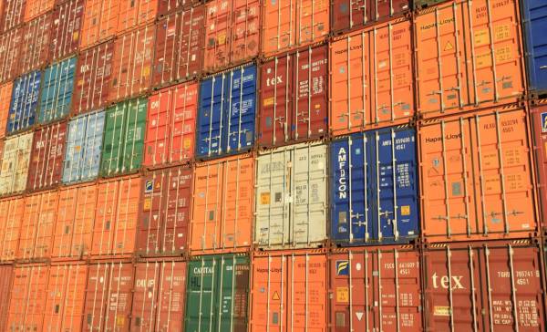 <i>De las más de 13 millones de operaciones de importación que han superado la primera revisión desde la puesta en marcha del mecanismo de devolución, el pasado 20 de abril, unas 2,12 millones fueron denegadas. Foto de EFE</i>
