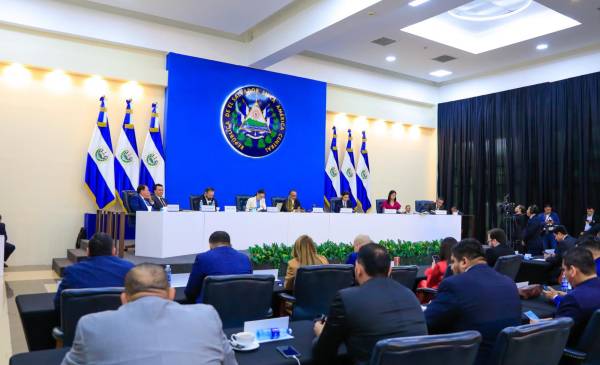 El Salvador: Una misma legislatura podrá ratificar una reforma constitucional
