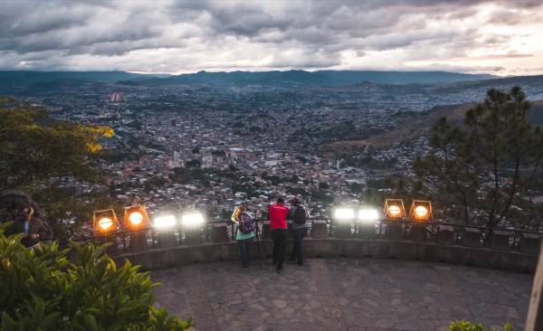 Cuatro destinos en Honduras recomendados para escapar de la rutina