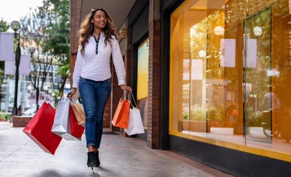 Encuesta: Productos agotados, altos precios y largas filas alteran a los consumidores