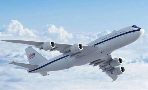 El Boeing E-6B Mercury —derivado del clásico Boeing 707— es una de las plataformas más sensibles del arsenal estratégico estadounidense. (Foto: SFGATE)