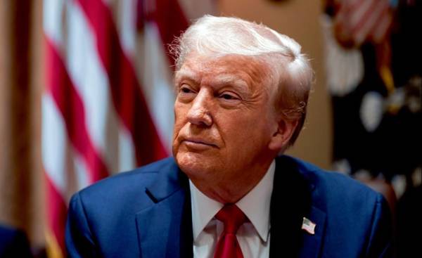 <i>La decisión de Trump, adelantada en una orden ejecutiva publicada por la Casa Blanca, reduce de inmediato los aranceles aplicados este año a una serie de productos agrícolas considerados de consumo esencial. Foto de EFE</i>