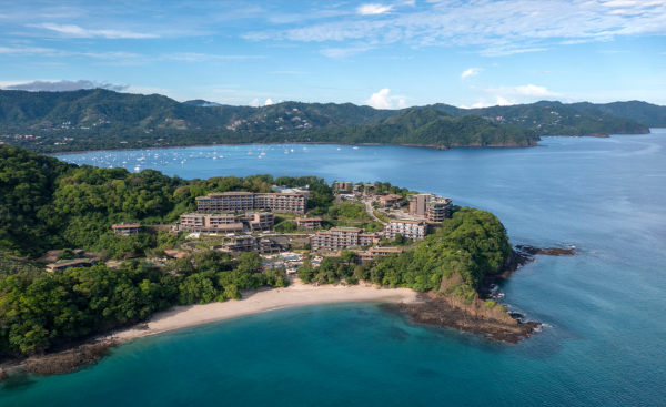 <i>Waldorf Astoria Costa Rica Punta Cacique registra un ahorro anual estimado de 52.400 m³ de agua, equivalente a cerca de 21 piscinas olímpicas. Foto de cortesía</i>