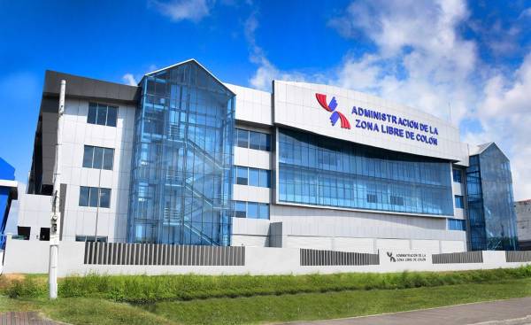 <i>A partir del próximo 10 de agosto entrará a regir en la ZLC la Declaración de Reexportación, un documento requerido cuando mercancía extranjera bajo control aduanero sale del país sin haber sido sometida a despacho definitivo. Foto de cortesía</i>
