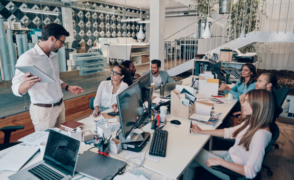 <i>Los futuros líderes necesitan entender cómo su trabajo contribuye a los objetivos generales de la organización. Foto de iStock</i>