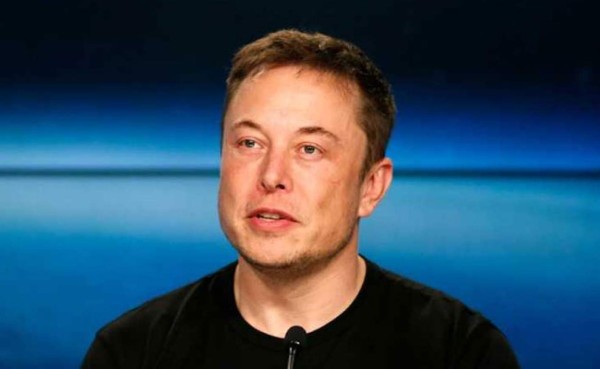 Demandan a Elon Musk, CEO de Tesla, por fraude de valores