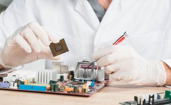 <i>Pax Silica es una plataforma de cooperación internacional que promueve la coordinación entre países aliados para fortalecer la resiliencia de las cadenas de suministro en tecnologías estratégicas. Foto de iStock</i>