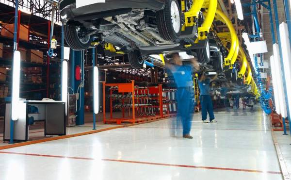 Fabricación de vehículos en España se dispara un 35,9 % en mayo