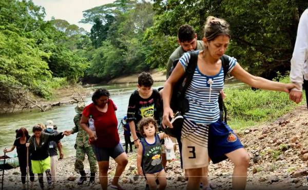 Migrantes que cruzaron la selva del Darien: 'Vimos gente morir, lo perdimos todo'