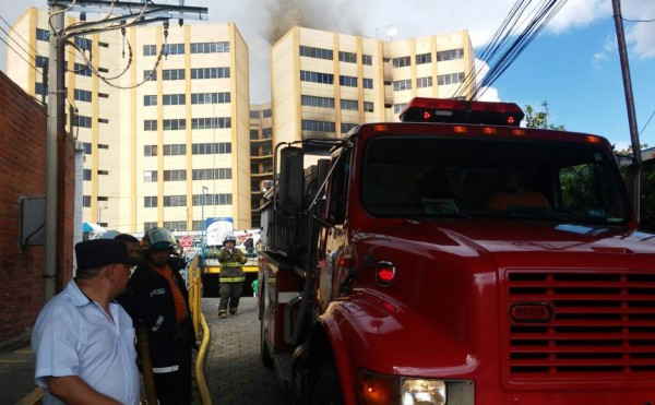 El Salvador: Más de 20 personas afectadas por incendio