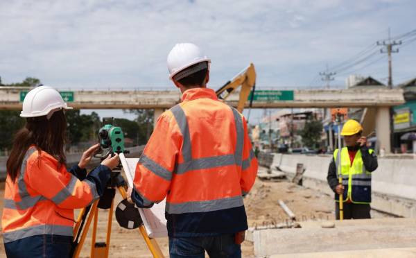 <i>El futuro de la infraestructura dependerá de la capacidad de los inversionistas para adaptarse a un entorno más complejo e interconectado. Foto de iStock</i>