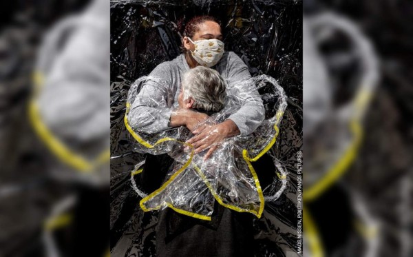 Una imagen 'emblemática' del covid-19, gana el World Press Photo