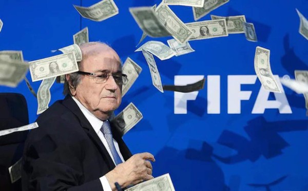 Los expresidentes de la Fifa y la Uefa son acusados de fraude