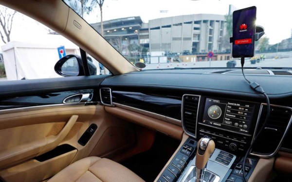 El Mate 10 Pro de Huawei puede controlar un vehículo autónomo