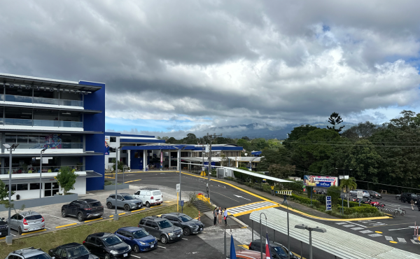 <i>El Centro también proyecta abrir espacios para investigación aplicada y futuras colaboraciones con empresas y organizaciones que requieran soluciones tecnológicas de supercómputo basadas en datos e inteligencia artificial. Foto de cortesía</i>