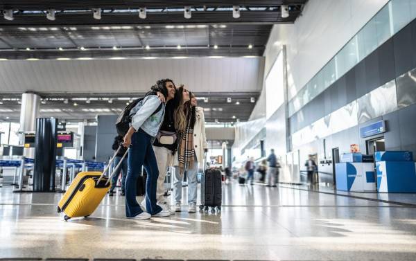 <i>Pese a las dificultades geopolíticas y al entorno de altos costos operativos, la demanda de transporte aéreo continúa mostrando capacidad de resistencia. Foto de iStock</i>