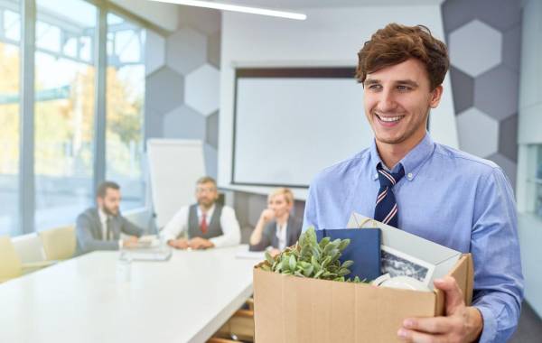 <i>Cambiar de trabajo no es solo una reacción frente a lo que no funciona, sino una decisión estratégica sobre hacia dónde se quiere ir. Foto de iStock</i>