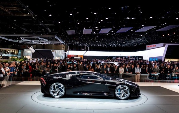 El auto más caro de la historia es un Bugatti