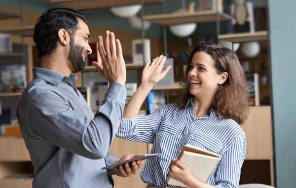 <i>Las compañías están migrando hacia esquemas más estratégicos, con beneficios pensados para responder a las necesidades reales de su gente. Foto de iStock</i>