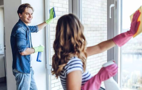 Otras categorías clave con un crecimiento notable fueron los Limpiadores Líquidos, con un 5 %, y los Cloros y Blanqueadores, con un 4 %. Foto de iStock