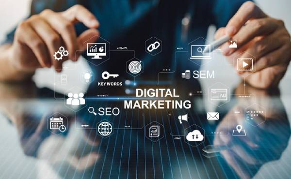 <i>Las empresas deberán innovar en sus propuestas de valor, combinando paquetes accesibles y experiencias presenciales premium adaptadas a las necesidades del consumidor. Foto de iStock</i>