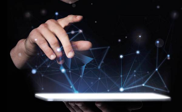 <i>La tecnología podría tener un efecto en los trabajadores al automatizar las tareas cognitivas repetitivas e intensivas en datos. Foto de iStock</i>