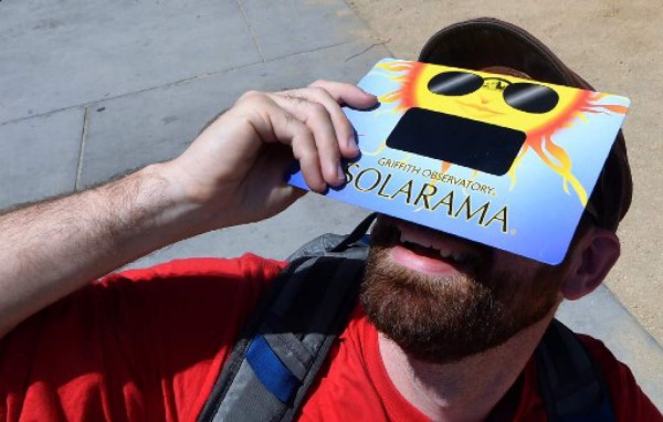 Así espera EE.UU. su primer eclipse solar total en 99 años