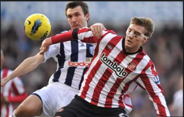 Netflix lleva a la competencia con Amazon al fútbol