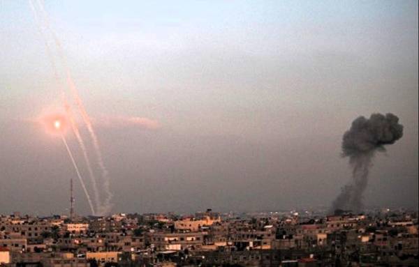 Israel reanuda los bombardeos de Gaza tras fin de la tregua con Hamás