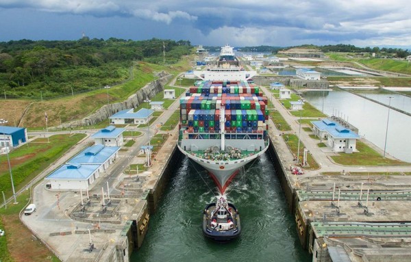 Canal de Panamá apuesta a aumentar el calado para mantener rentabilidad