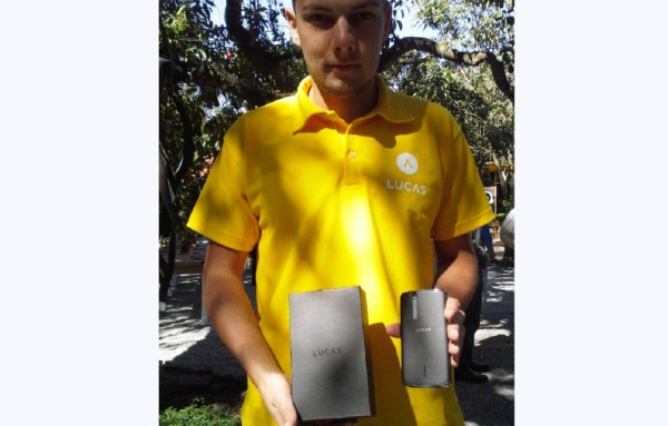 Empresa guatemalteca lanza el smartphone Lucas