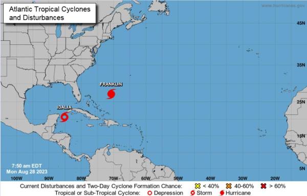 Tormenta tropical Idalia se intensifica rumbo a Florida