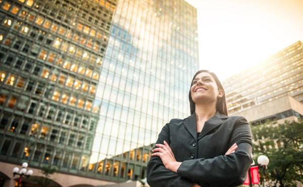 <i>Solo el 38 % de las empresarias ha obtenido financiamiento formal de bancos o cooperativas, mientras que el 62 % nunca ha accedido a este tipo de recursos. Foto de iStock</i>