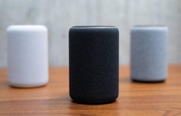 <i>La IA generativa, como la utilizada en el famoso ChatGPT, ofrece contenidos tan complejos como un poema o un ensayo académico en cuestión de segundos, y el objetivo de Amazon es que Alexa pueda hacer eso e incluso más con órdenes verbales desde el salón o la cocina de un usuario.</i>